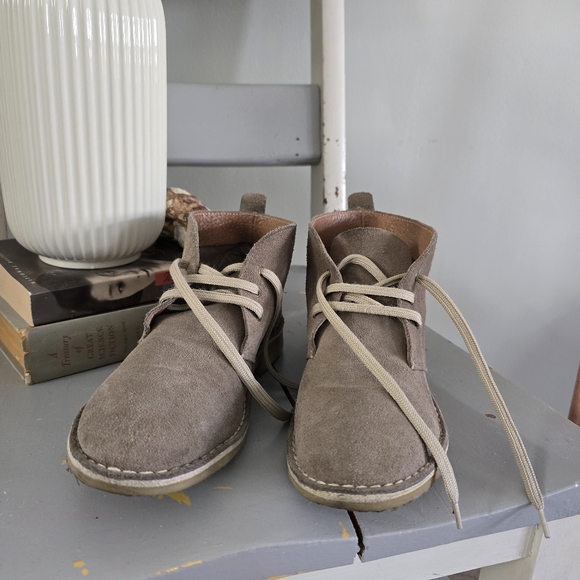 🍋Clarks style suede desert boots - Picture 2 of 13